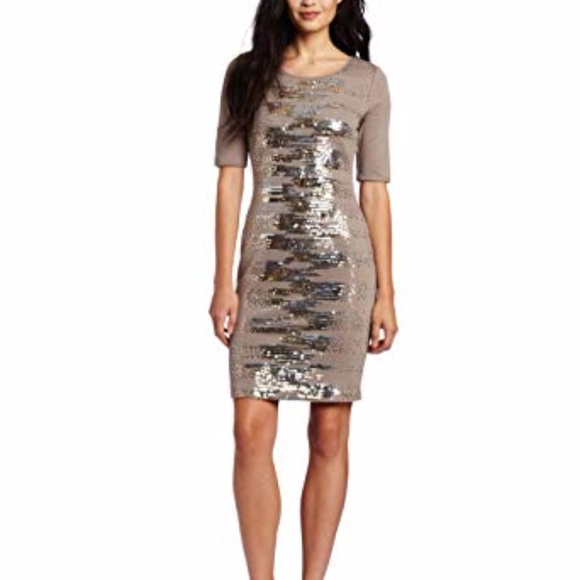 BCBGMaxAzria Dresses & Skirts - BCBGMAXAZRIA Women's Lehana Knit Cocktail Dress L